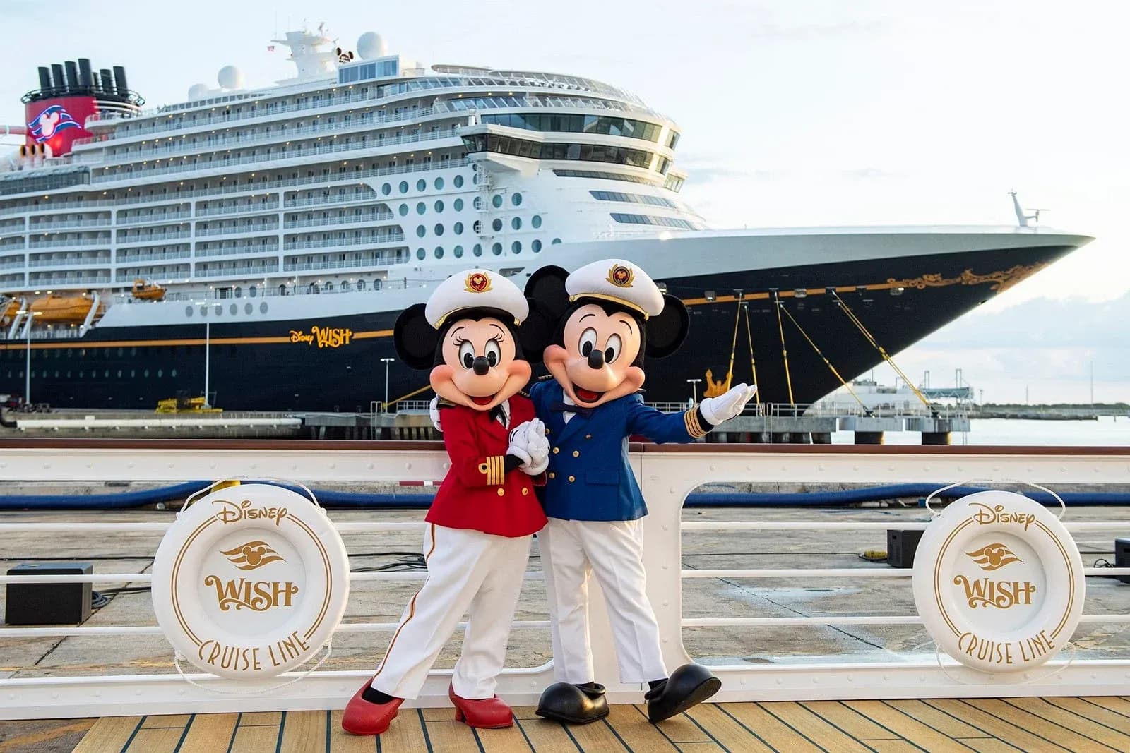 10 Must-Pack Items for Your Disney Cruise in 2026