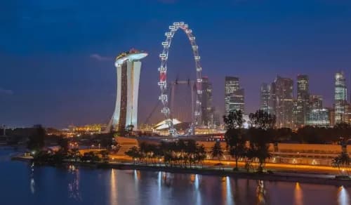 7 Mistakes Tourists Make When Visiting Singapore in 2026 (And How to Avoid Them)