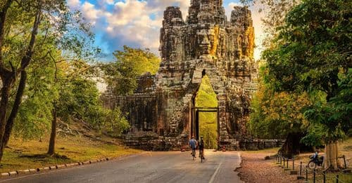 7 Most Beautiful Countries to Visit in Asia for First-Time Travelers